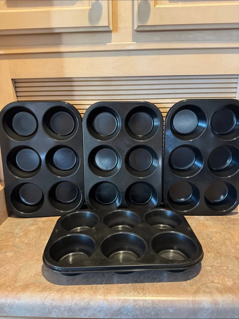Non-Brand Black Nonstick Large Muffin Pan - Set of 4